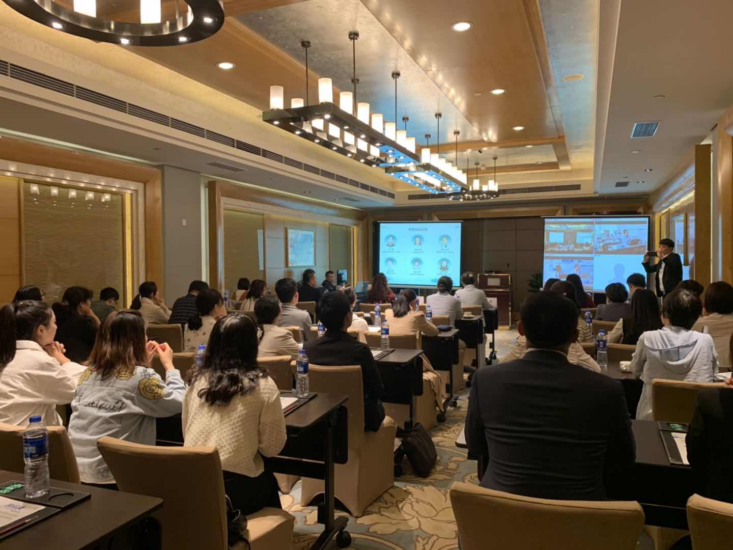 西安皇冠假日酒店.jpg